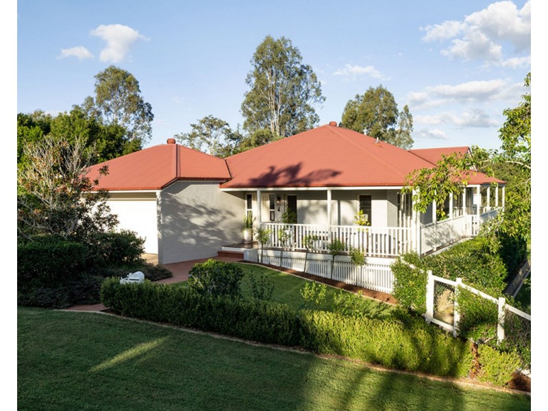 24 Triandra Place, Pullenvale QLD 4069