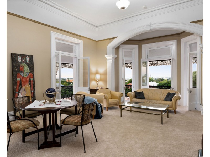 21 Henry Street, Ascot QLD 4007