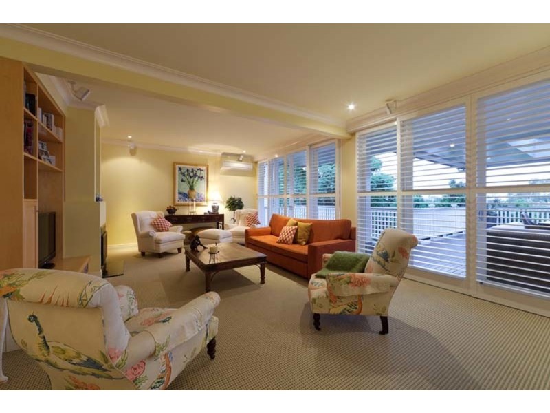 7 Hipwood Road, Hamilton QLD 4007