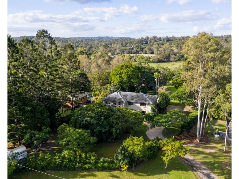 18 Dolman Road, Anstead QLD 4070