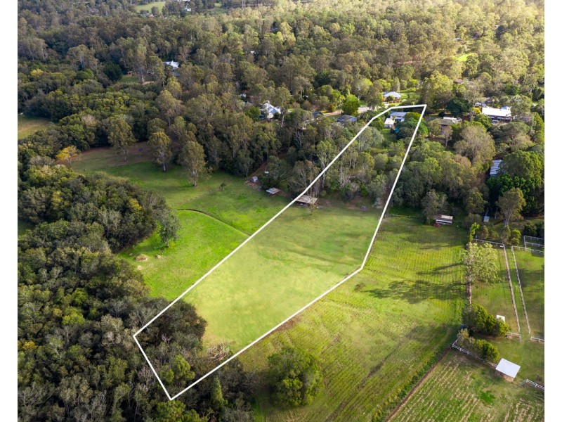 18 Dolman Road, Anstead QLD 4070