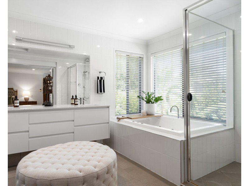 12 Blaikie Street, Hendra QLD 4011