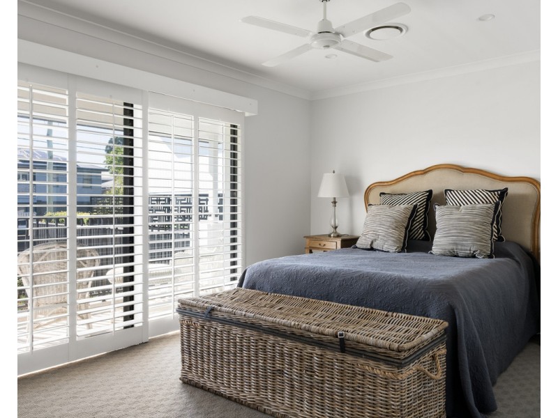 12 Blaikie Street, Hendra QLD 4011