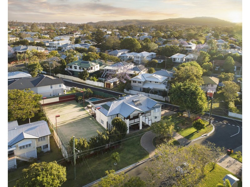 42-44 Toomba Avenue, Ashgrove QLD 4060