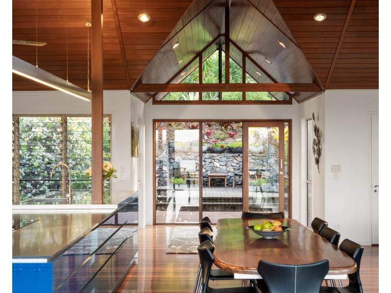 703 Haven Road, Upper Brookfield QLD 4069