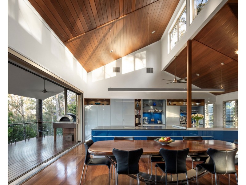 703 Haven Road, Upper Brookfield QLD 4069