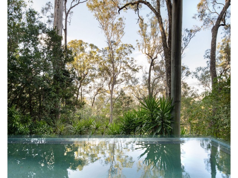 703 Haven Road, Upper Brookfield QLD 4069