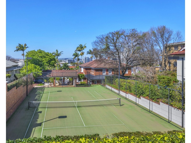 50 Riverview Terrace, Hamilton QLD 4007