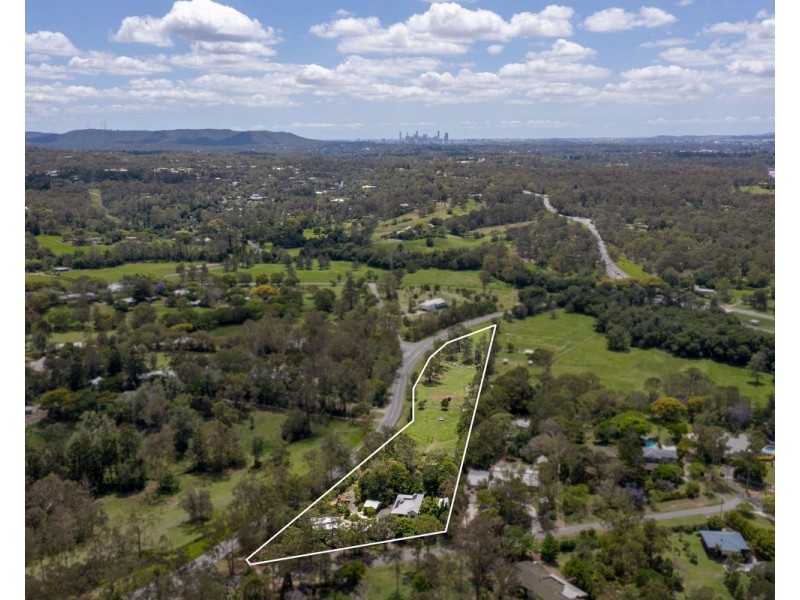 6 Dolman Road, Anstead QLD 4070