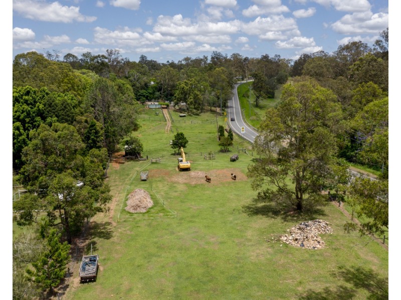 6 Dolman Road, Anstead QLD 4070