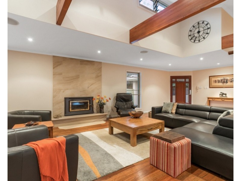 12 Willunga Street, Brookfield QLD 4069