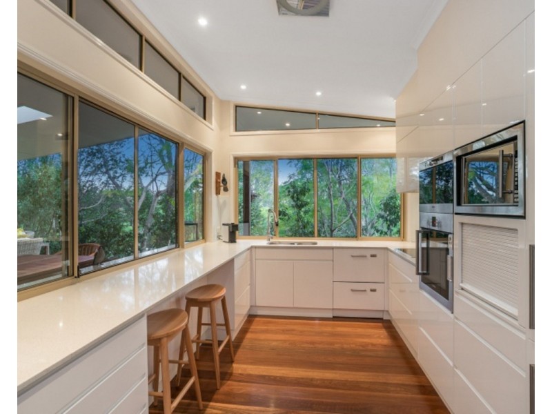 12 Willunga Street, Brookfield QLD 4069