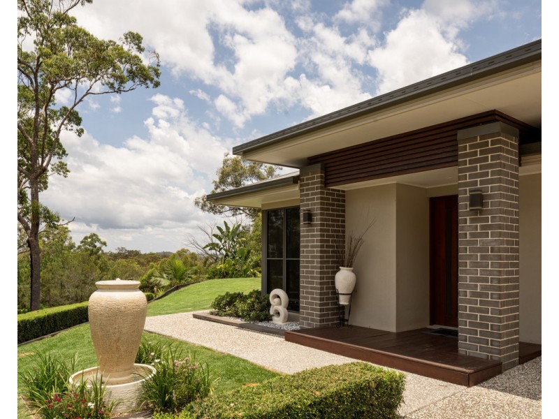 20 Sugars Road, Bellbowrie QLD 4070