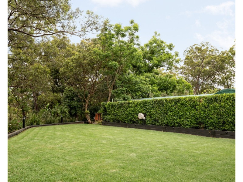 20 Sugars Road, Bellbowrie QLD 4070