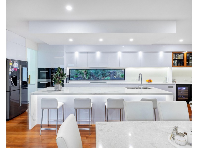 408 Gold Creek Road, Brookfield QLD 4069