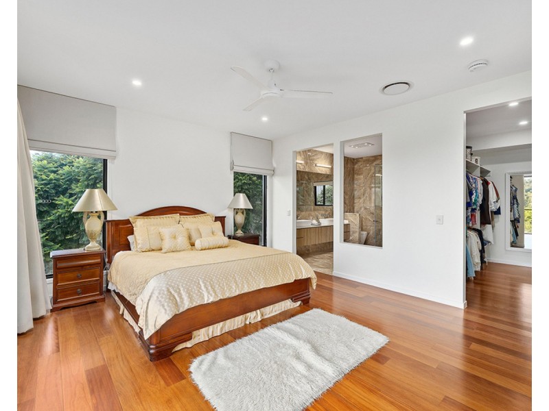 408 Gold Creek Road, Brookfield QLD 4069