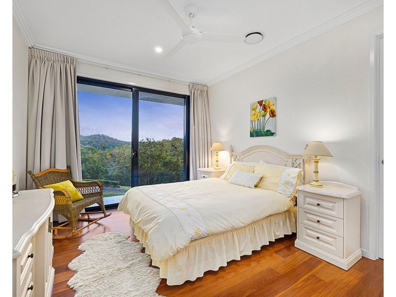 408 Gold Creek Road, Brookfield QLD 4069