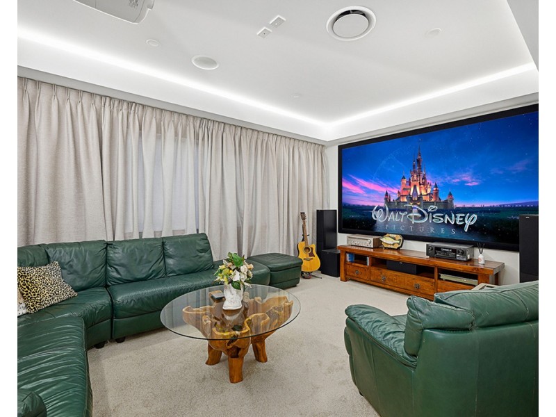 408 Gold Creek Road, Brookfield QLD 4069