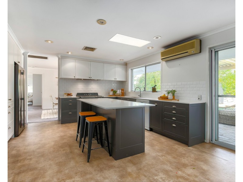 80 Upper Brookfield Road, Brookfield QLD 4069