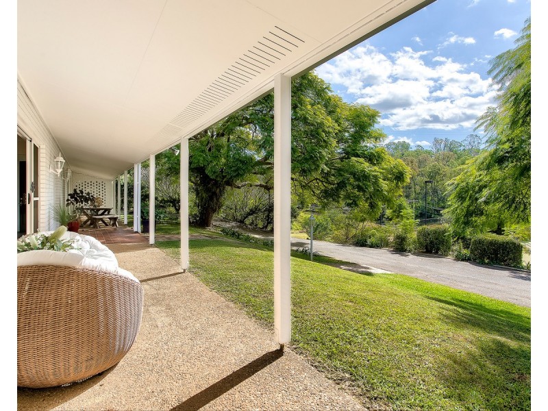 80 Upper Brookfield Road, Brookfield QLD 4069