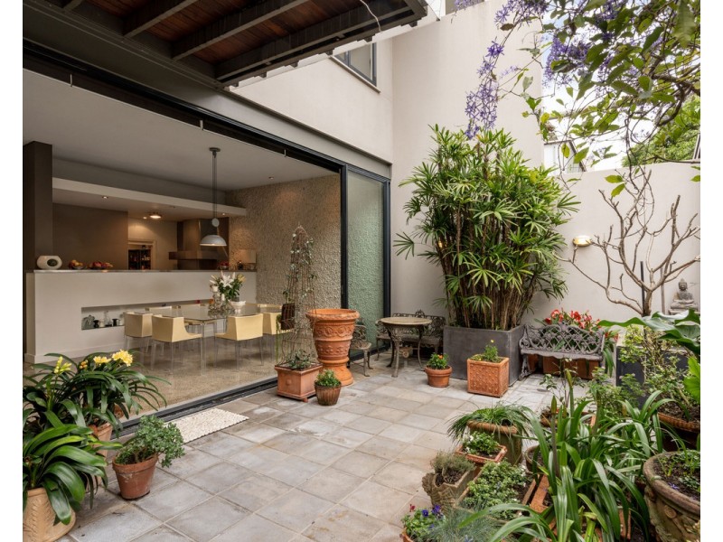 4/25 Dixon Street, New Farm QLD 4005