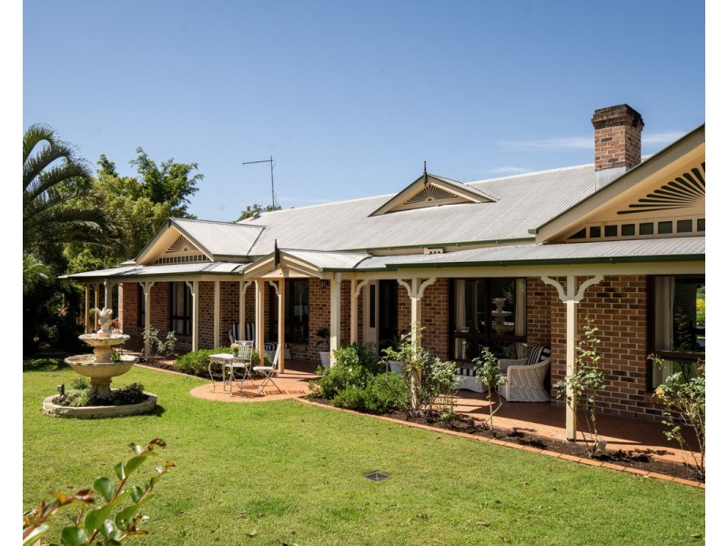 78 O’Brien Road, Pullenvale QLD 4069