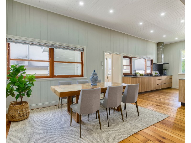 26 Park Street, Hawthorne QLD 4171