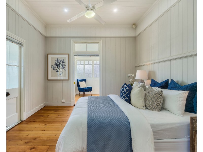 26 Park Street, Hawthorne QLD 4171