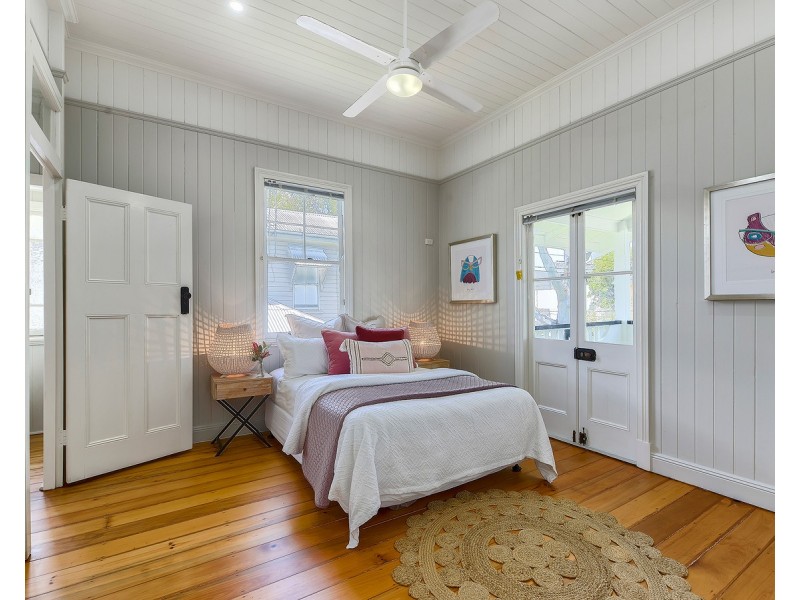 26 Park Street, Hawthorne QLD 4171