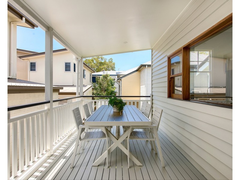 26 Park Street, Hawthorne QLD 4171