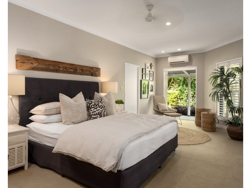 143 Pullenvale Road, Pullenvale QLD 4069