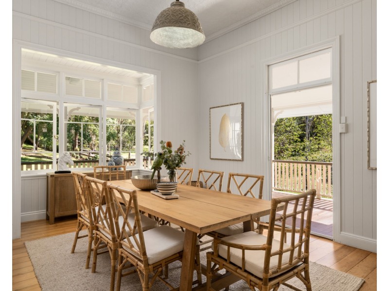 80 Huntingdale Street, Pullenvale QLD 4069