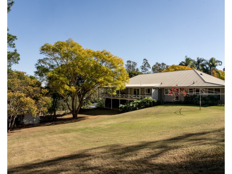 246 Sugars Road, Anstead QLD 4070