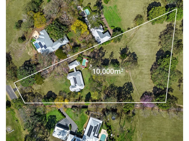16 O’Brien Road, Pullenvale QLD 4069