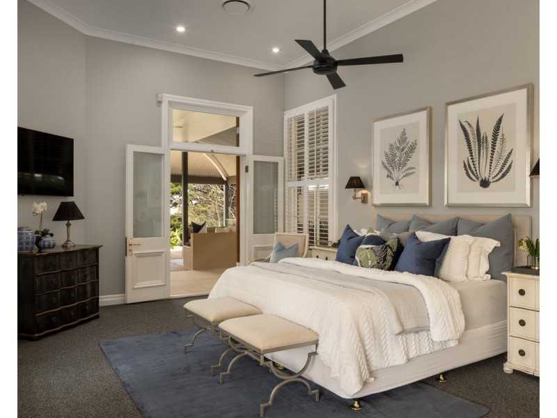 257 Moons Lane, Brookfield QLD 4069