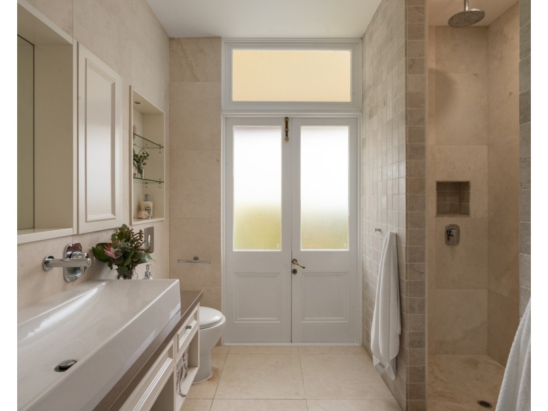 257 Moons Lane, Brookfield QLD 4069