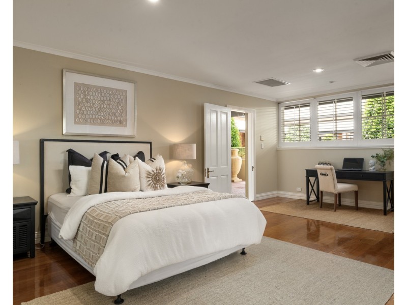 257 Moons Lane, Brookfield QLD 4069