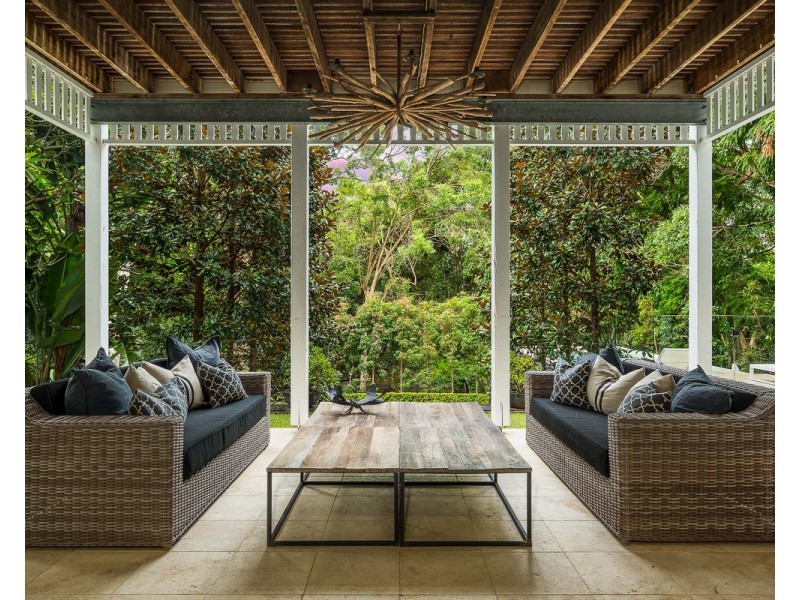 61 Northam Avenue, Bardon QLD 4065