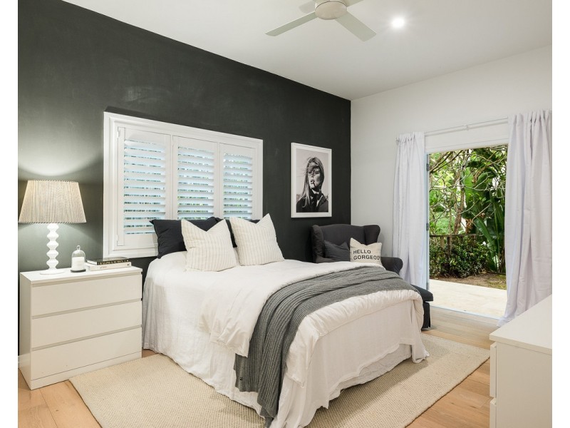 61 Northam Avenue, Bardon QLD 4065