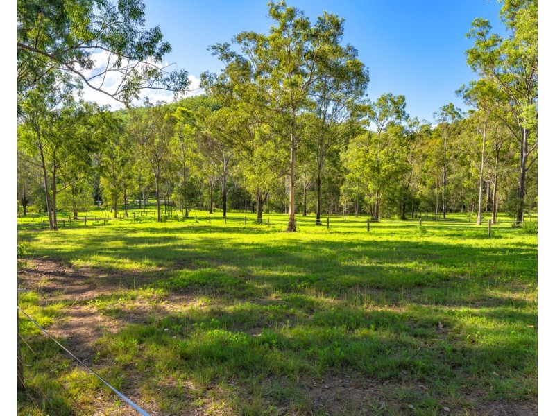 444 Lake Manchester Road, Kholo QLD 4306