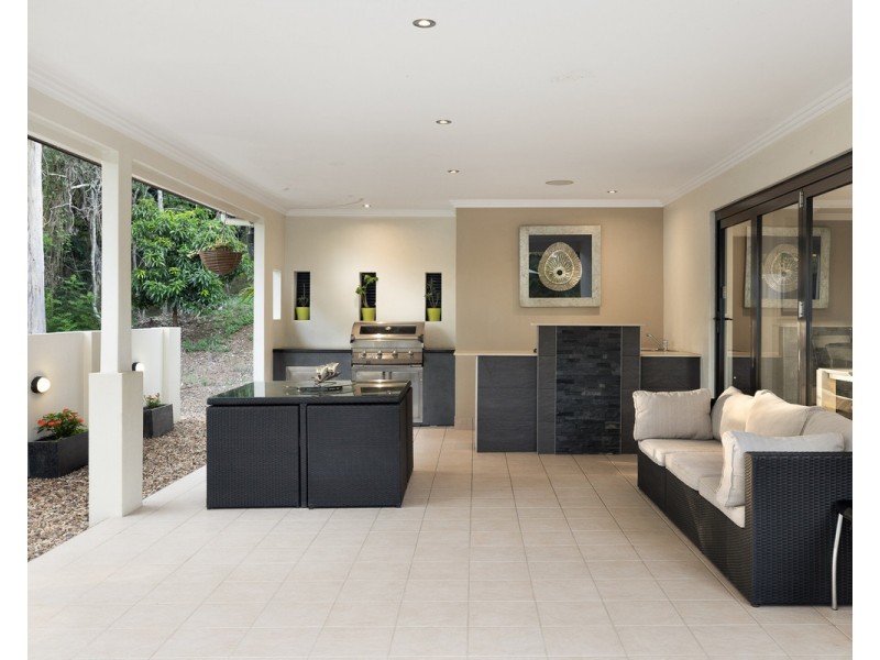 117 Huntingdale Street, Pullenvale QLD 4069