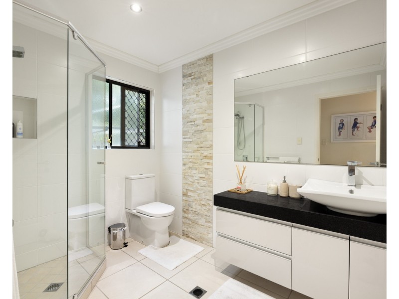 117 Huntingdale Street, Pullenvale QLD 4069