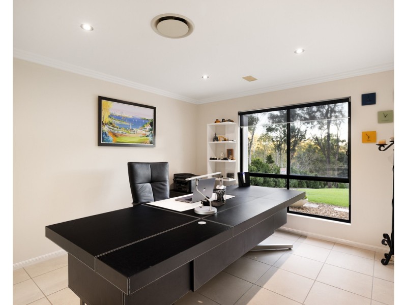 117 Huntingdale Street, Pullenvale QLD 4069
