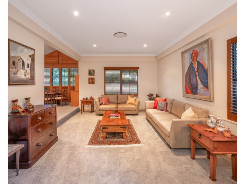 145 Moons Lane, Brookfield QLD 4069