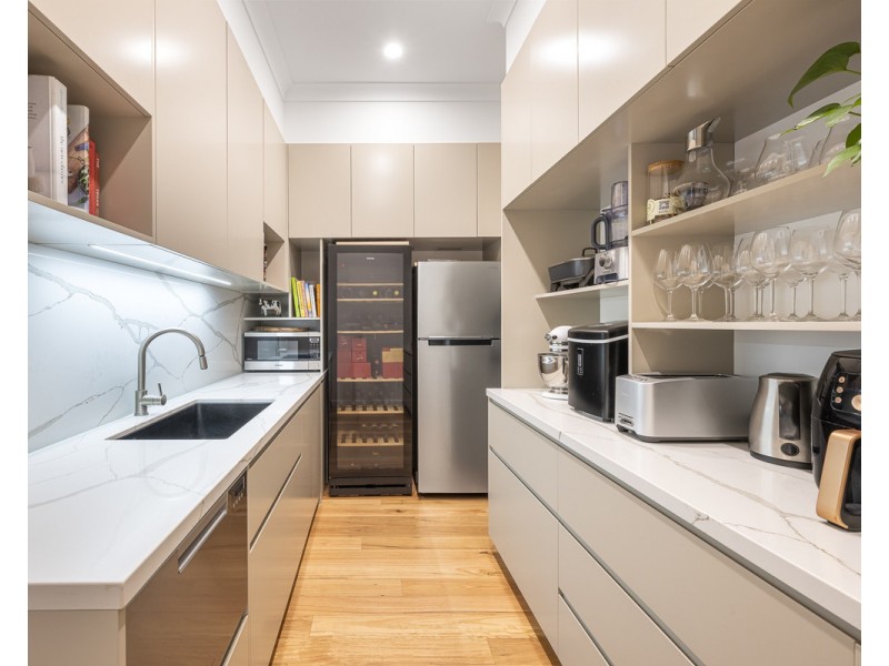 226 Moons Lane, Brookfield QLD 4069