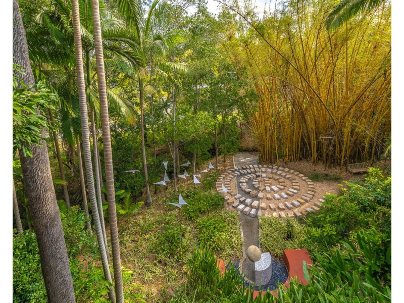 16 Kowhai Street, Kenmore QLD 4069