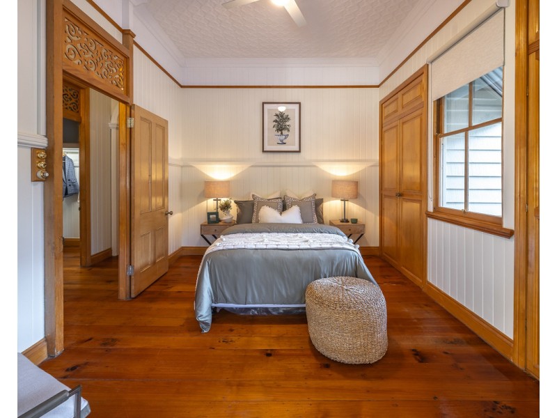 12 Shaw Street, Auchenflower QLD 4066