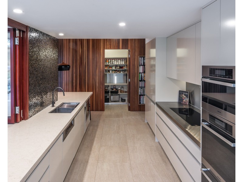 61 Elwood Street, Kenmore Hills QLD 4069