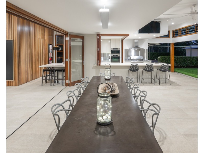 61 Elwood Street, Kenmore Hills QLD 4069