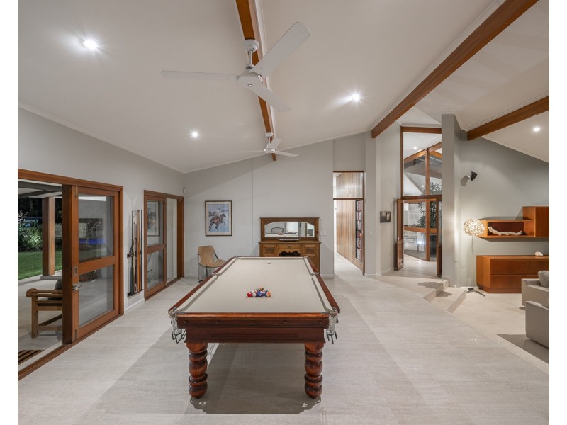 61 Elwood Street, Kenmore Hills QLD 4069